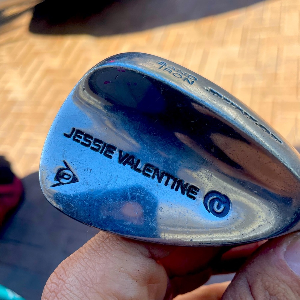 Dunlop Jessie Valentine Ladies Sand Iron  in right